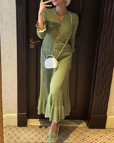 Knitted Slim Fit Pleated Sweater Dress