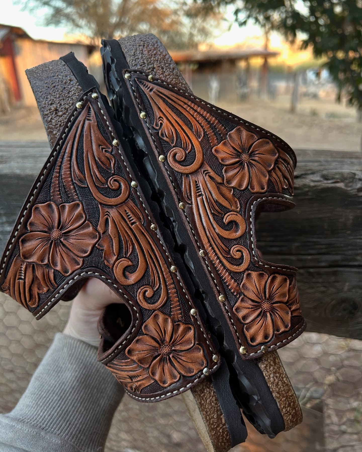 Vintage Engraved Artisan Crafted Cowgirl Comfort Slide Sandals