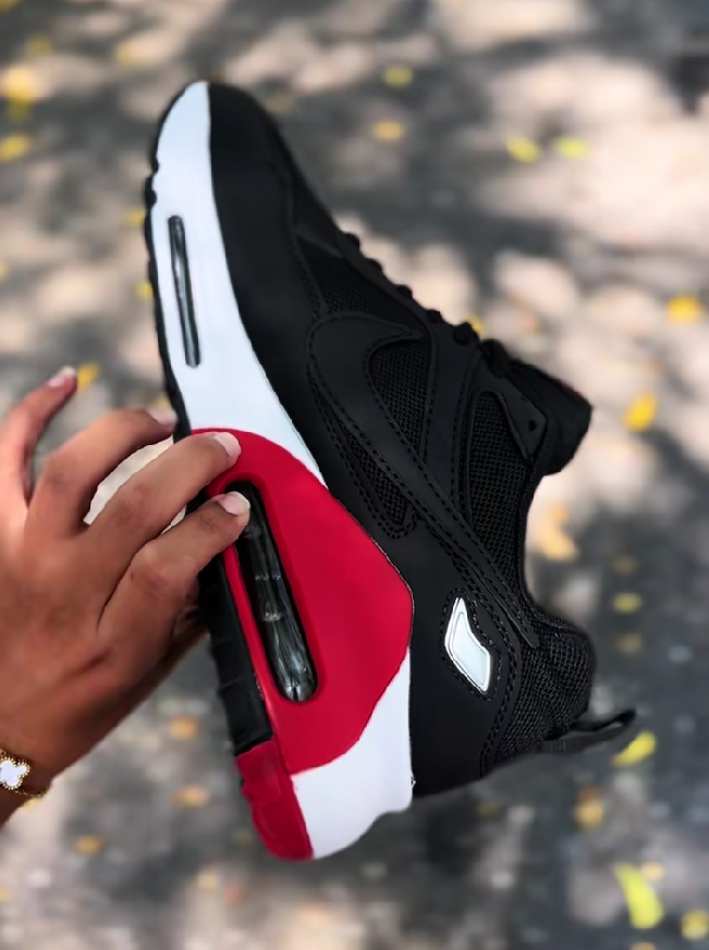 Air Max Retro Casual Sneakers