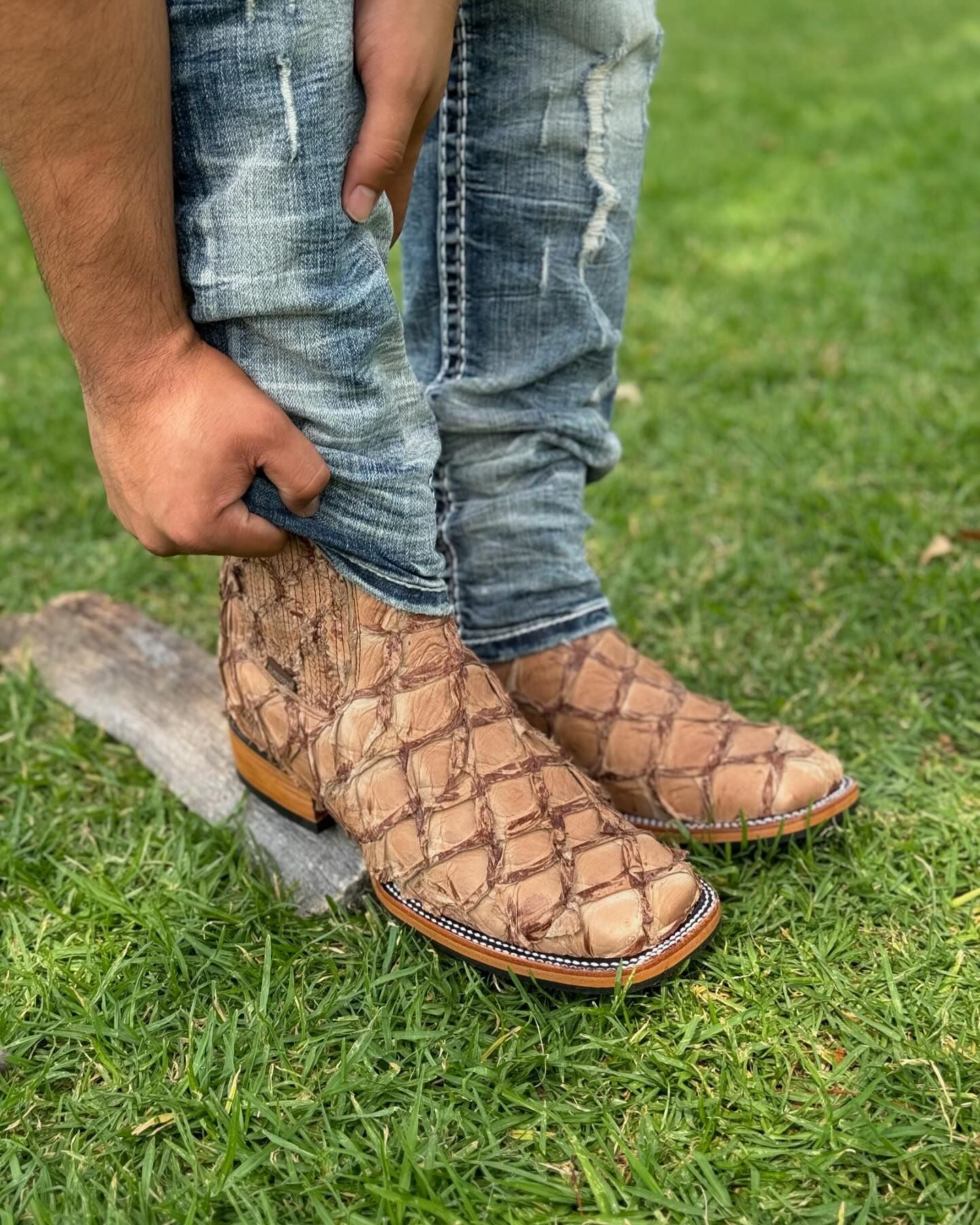 Bass Skin Boots