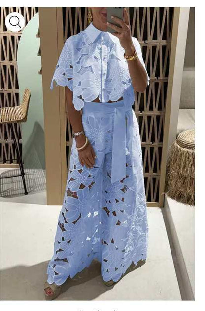 Demure Lace 2pc Set