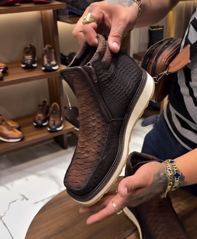 Ares Boots