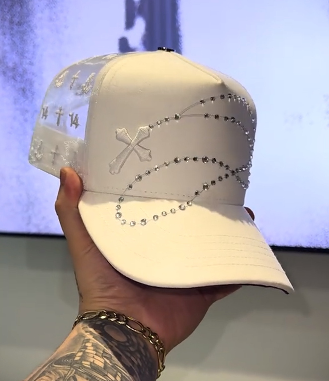 Shiny Long Chain cap