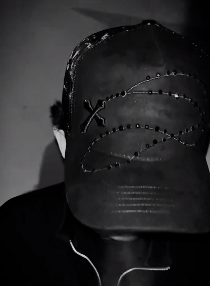 Shiny Long Chain cap