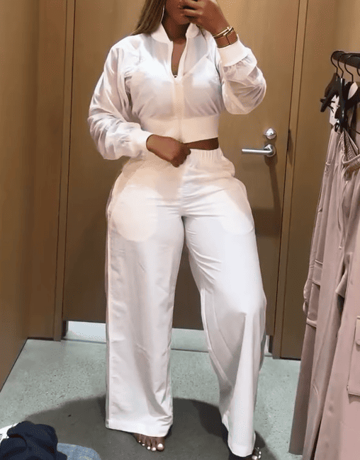 Stylish breathable jacket and trousers set