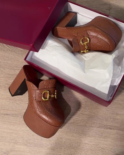 Horsebit platform mules soft leather printing