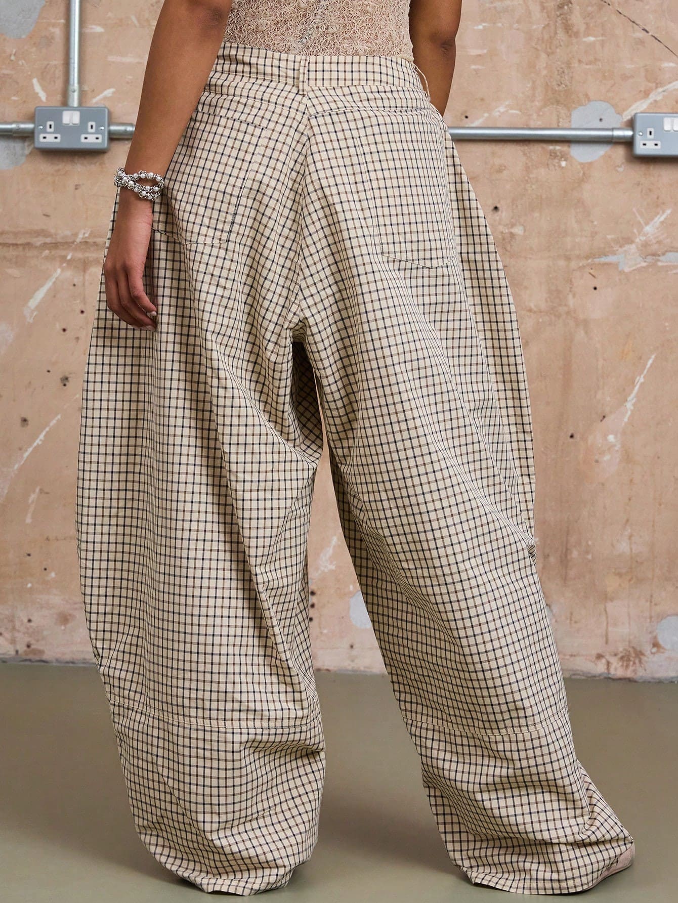 Checkered Loose-fitting Trousers