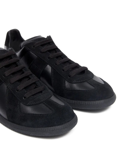 Low-top leather sneakers