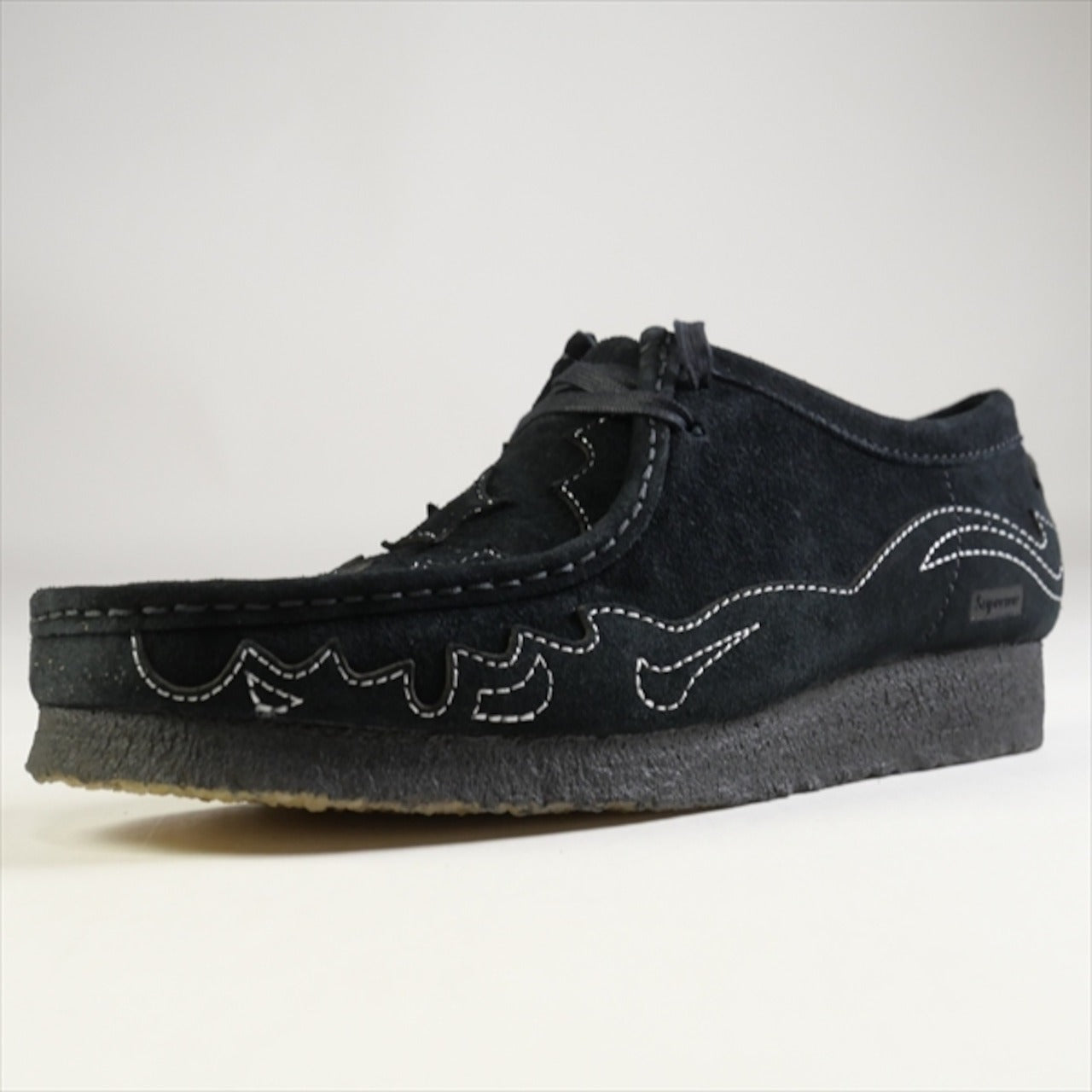 Supreme x Clarks Originals Shoes
