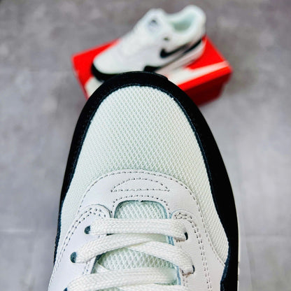 Air Max 1 sneakers