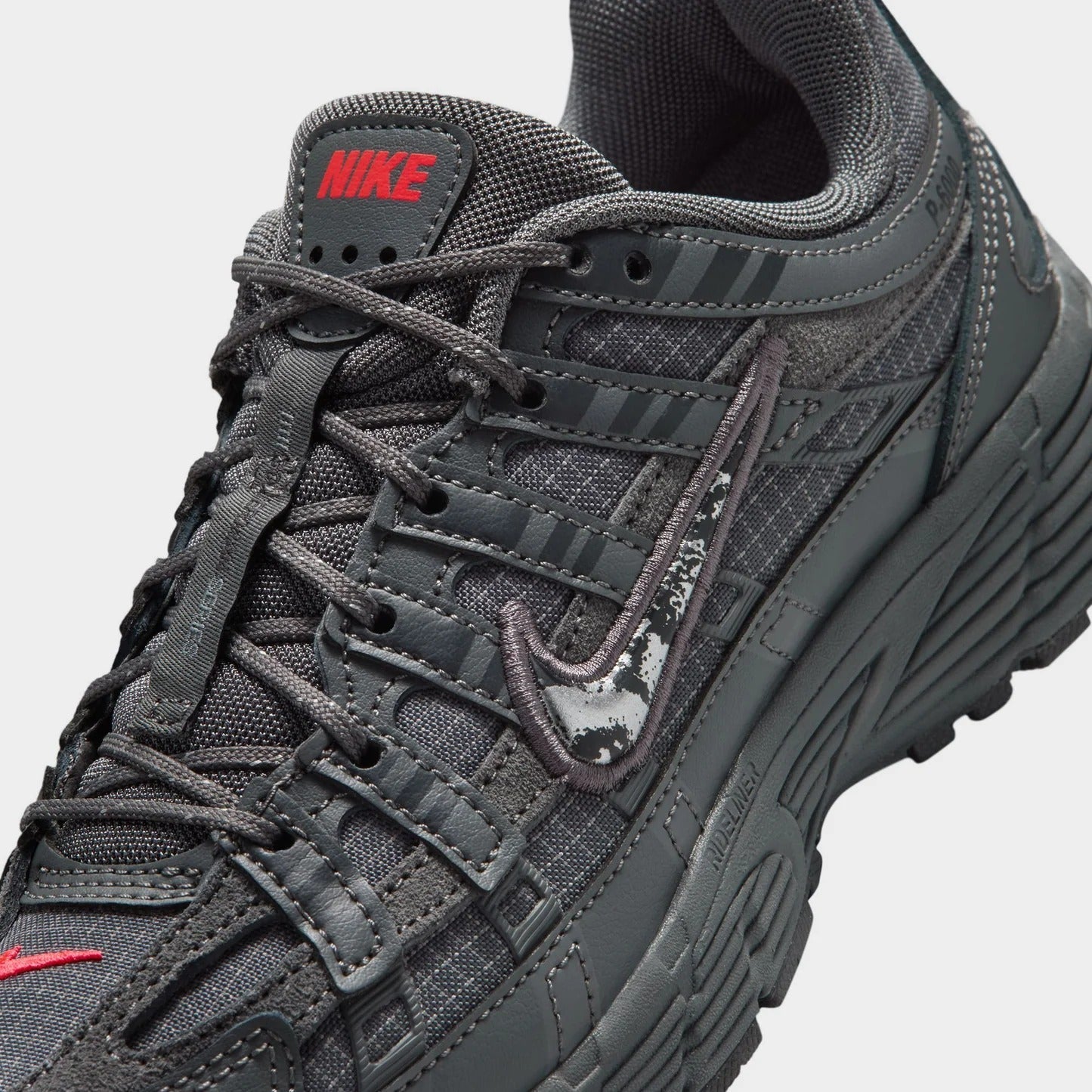 P-6000 Casual Sneakers