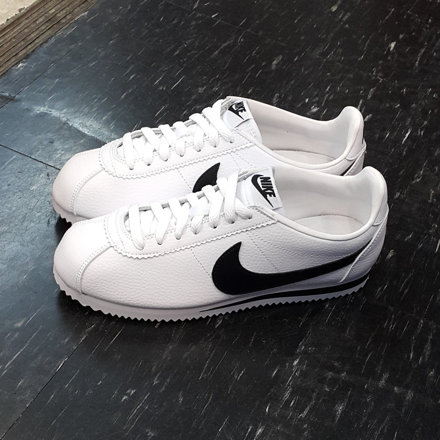 Classic Cortez Leather Shoes