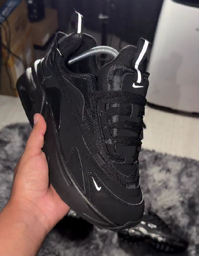 Air Max Furiosa